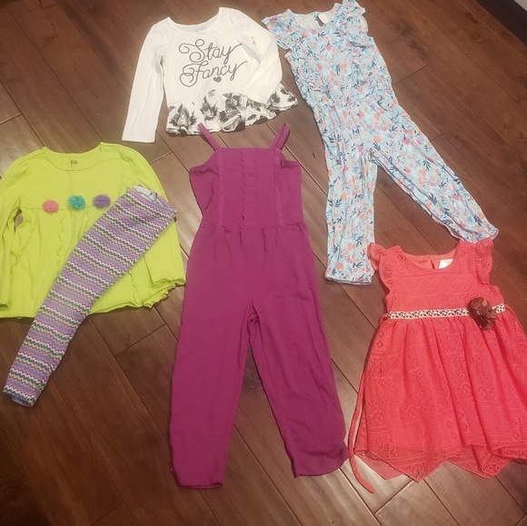 Size 5 little girl lot - Picture 3 of 3